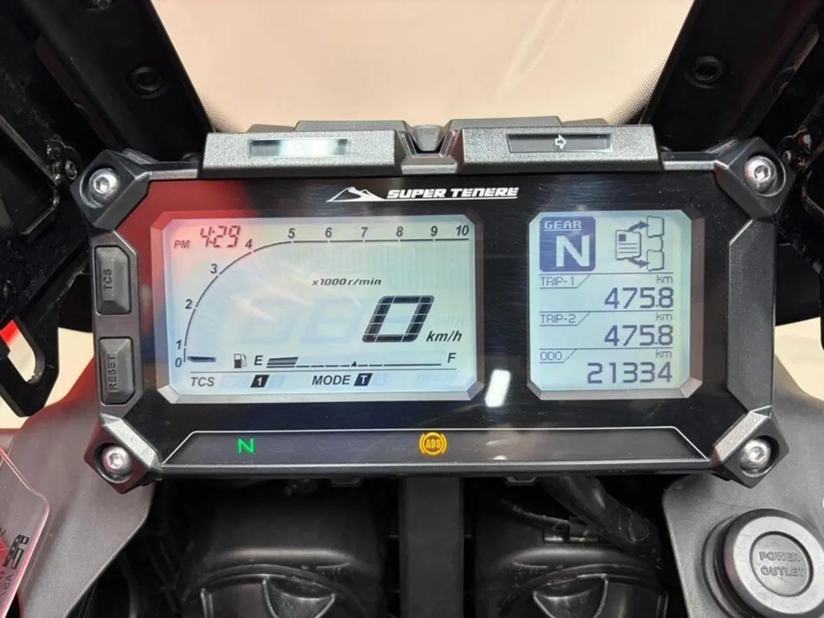 Yamaha XT1200ZE Super Ténéré Raid Edition (2018 - 20) (5)