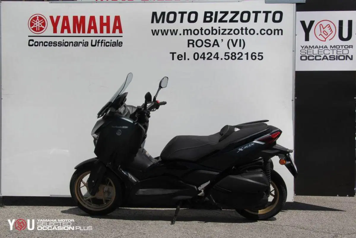 Yamaha X-Max 300 Tech Max (2021 - 24) (2)