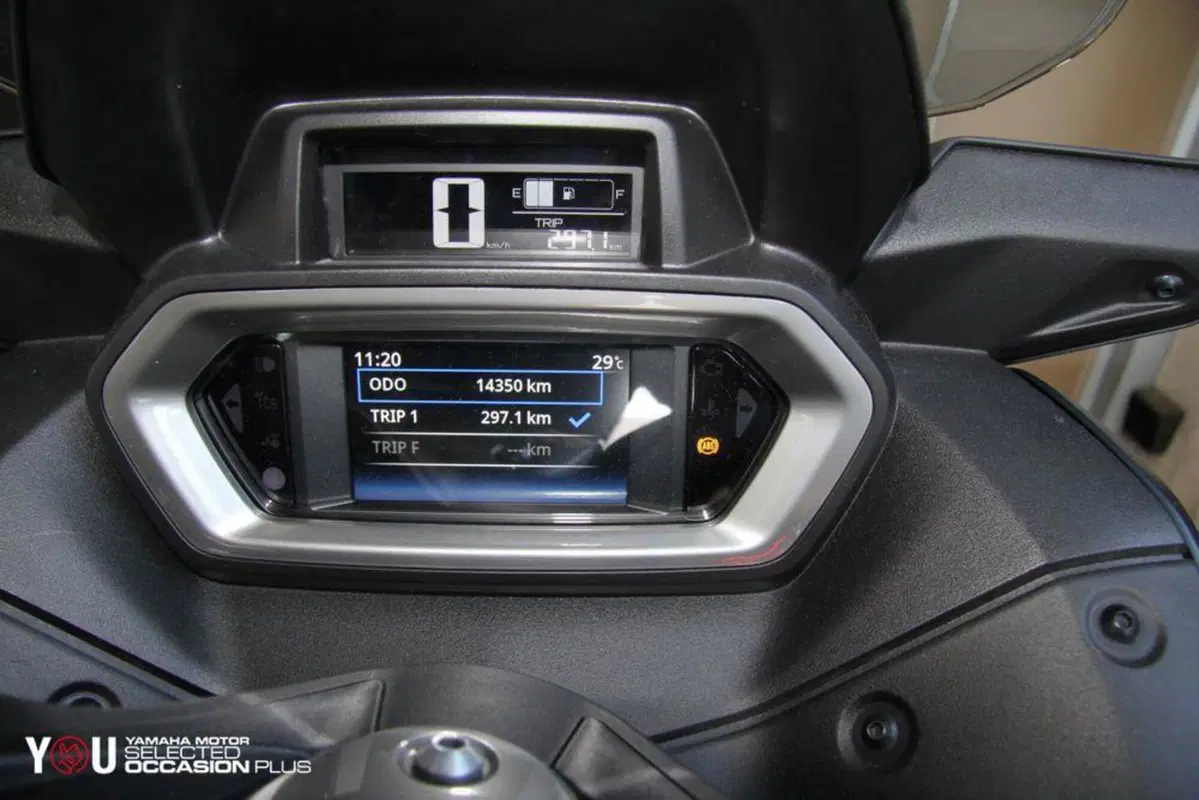 Yamaha X-Max 300 Tech Max (2021 - 24) (5)