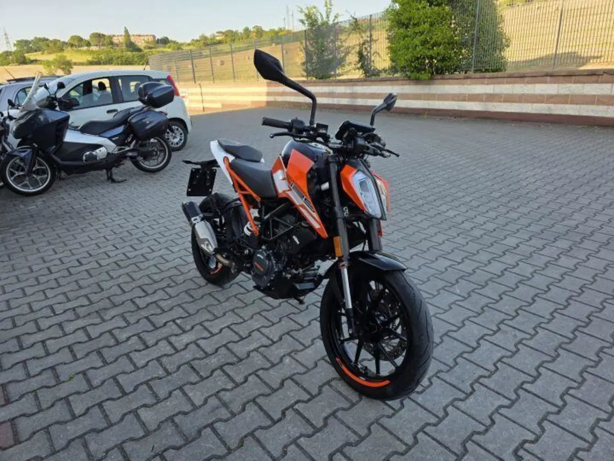 KTM 125 Duke ABS (2017 - 20) (2)