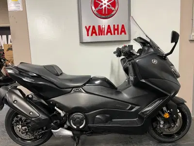 Yamaha T-Max 560 (2022 - 24) usata