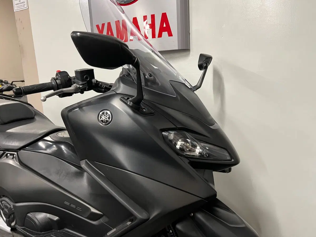 Yamaha T-Max 560 (2022 - 24) (2)