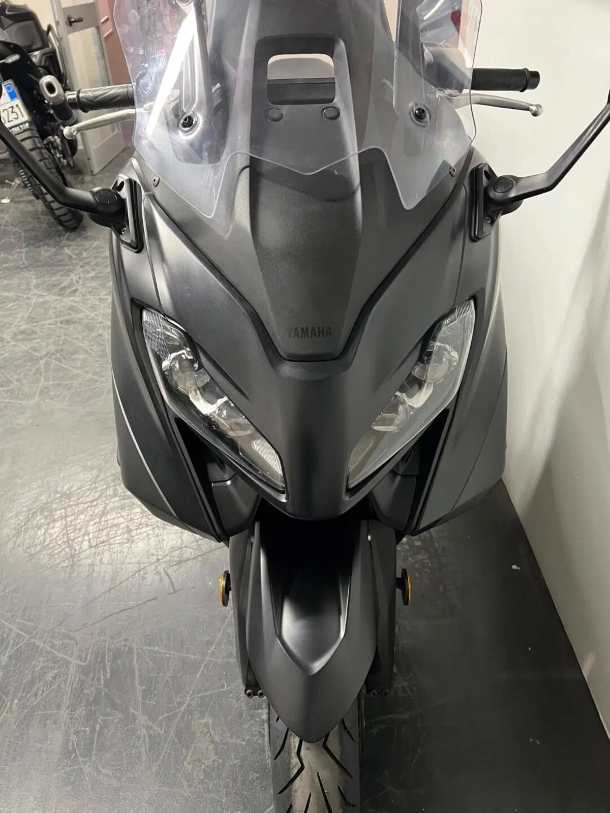 Yamaha T-Max 560 (2022 - 24) (3)