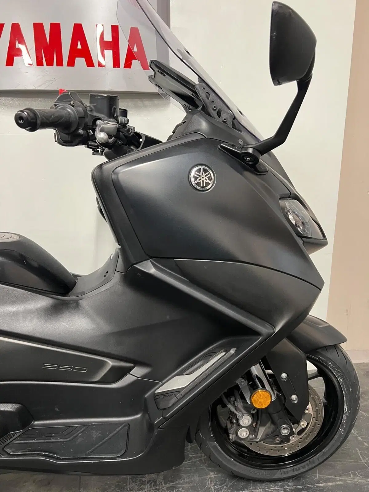 Yamaha T-Max 560 (2022 - 24) (6)