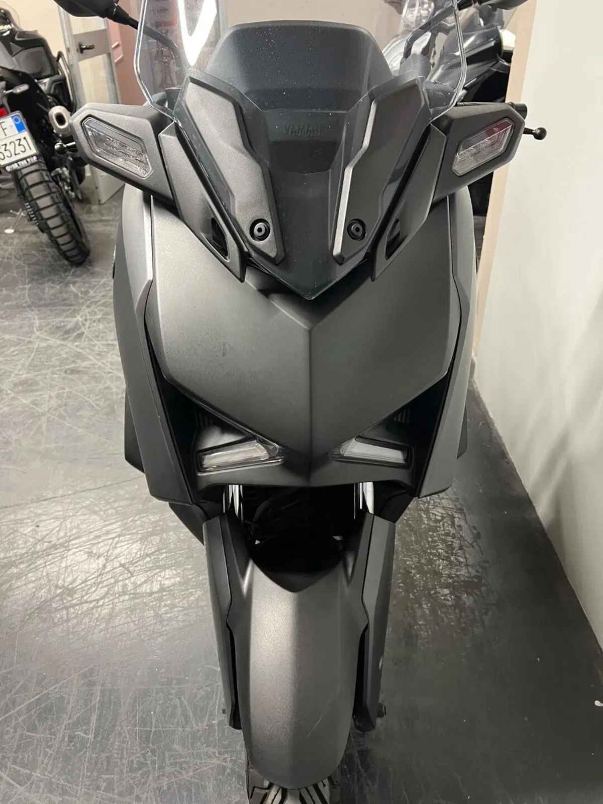 Yamaha X-Max 300 (2021 - 24) (3)