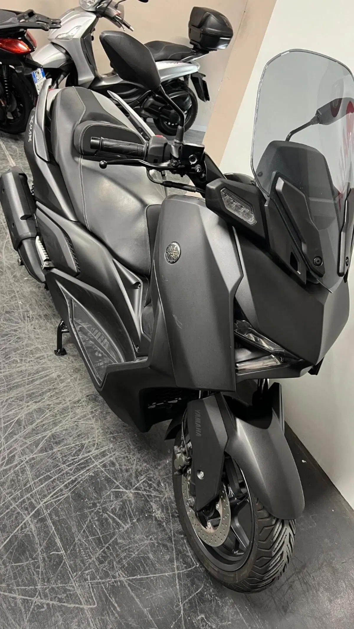 Yamaha X-Max 300 (2021 - 24) (10)