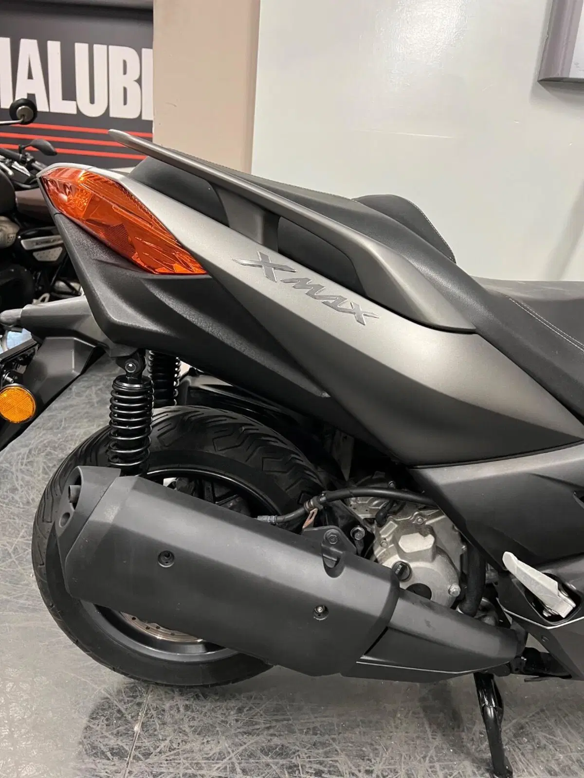 Yamaha X-Max 300 ABS (2017 - 20) (5)