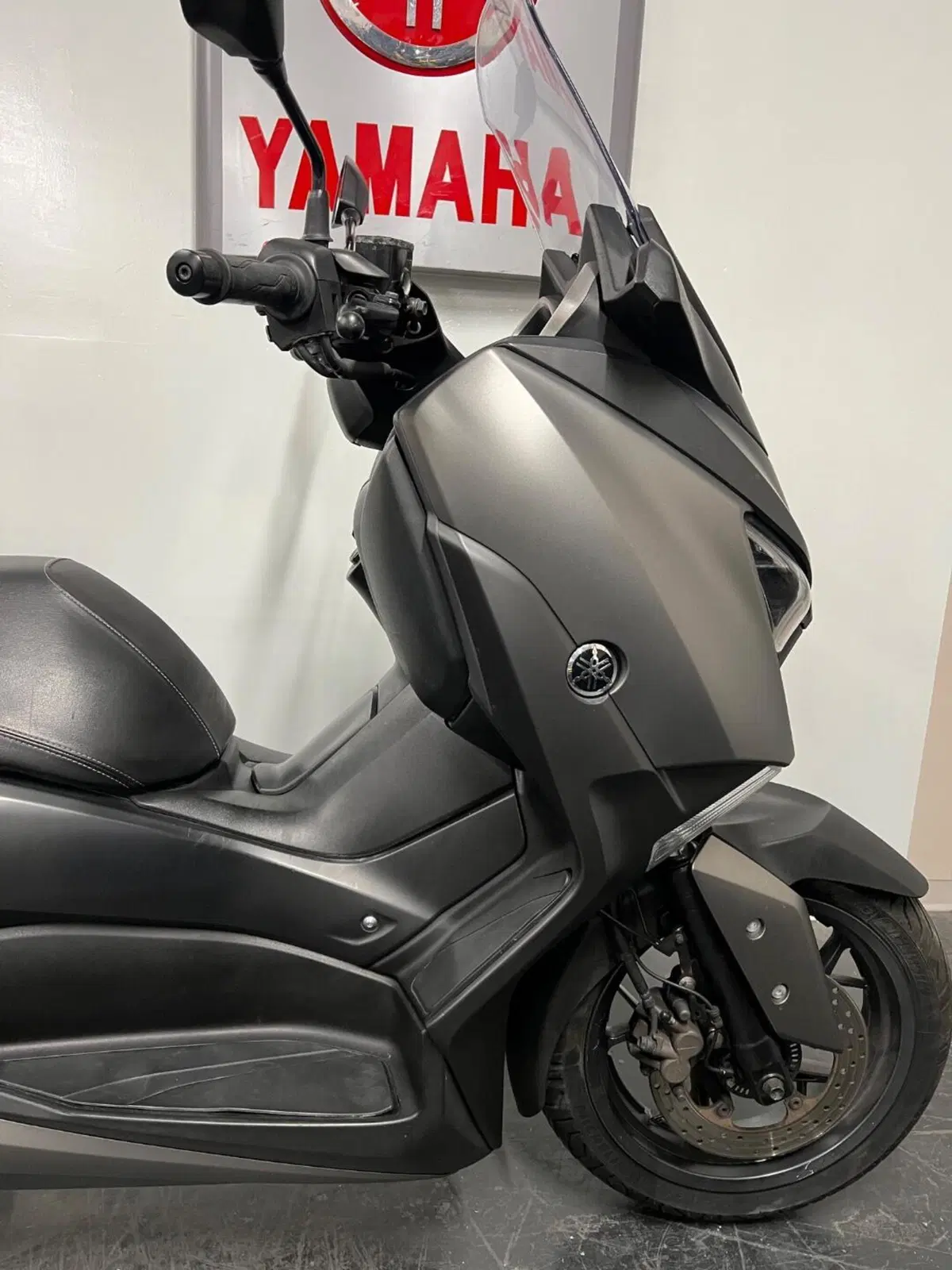 Yamaha X-Max 300 ABS (2017 - 20) (6)