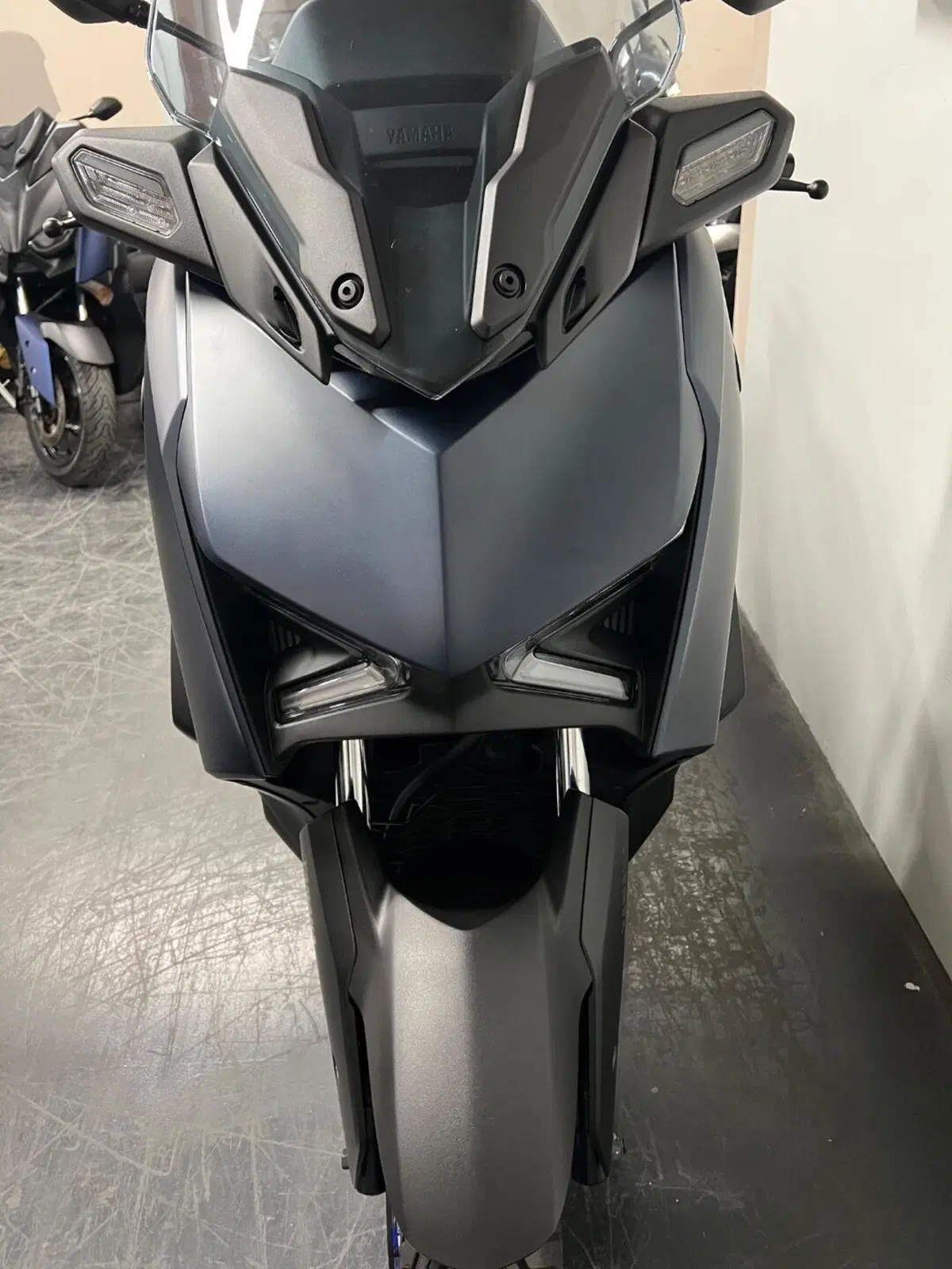 Yamaha X-Max 300 (2021 - 24) (3)