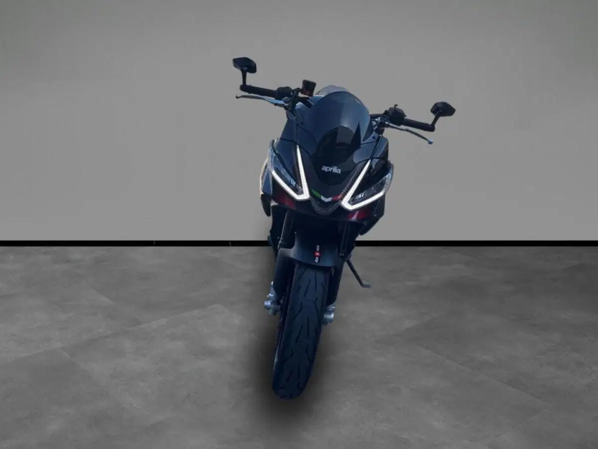 Aprilia Tuono 660 Factory (2022 - 24) (3)