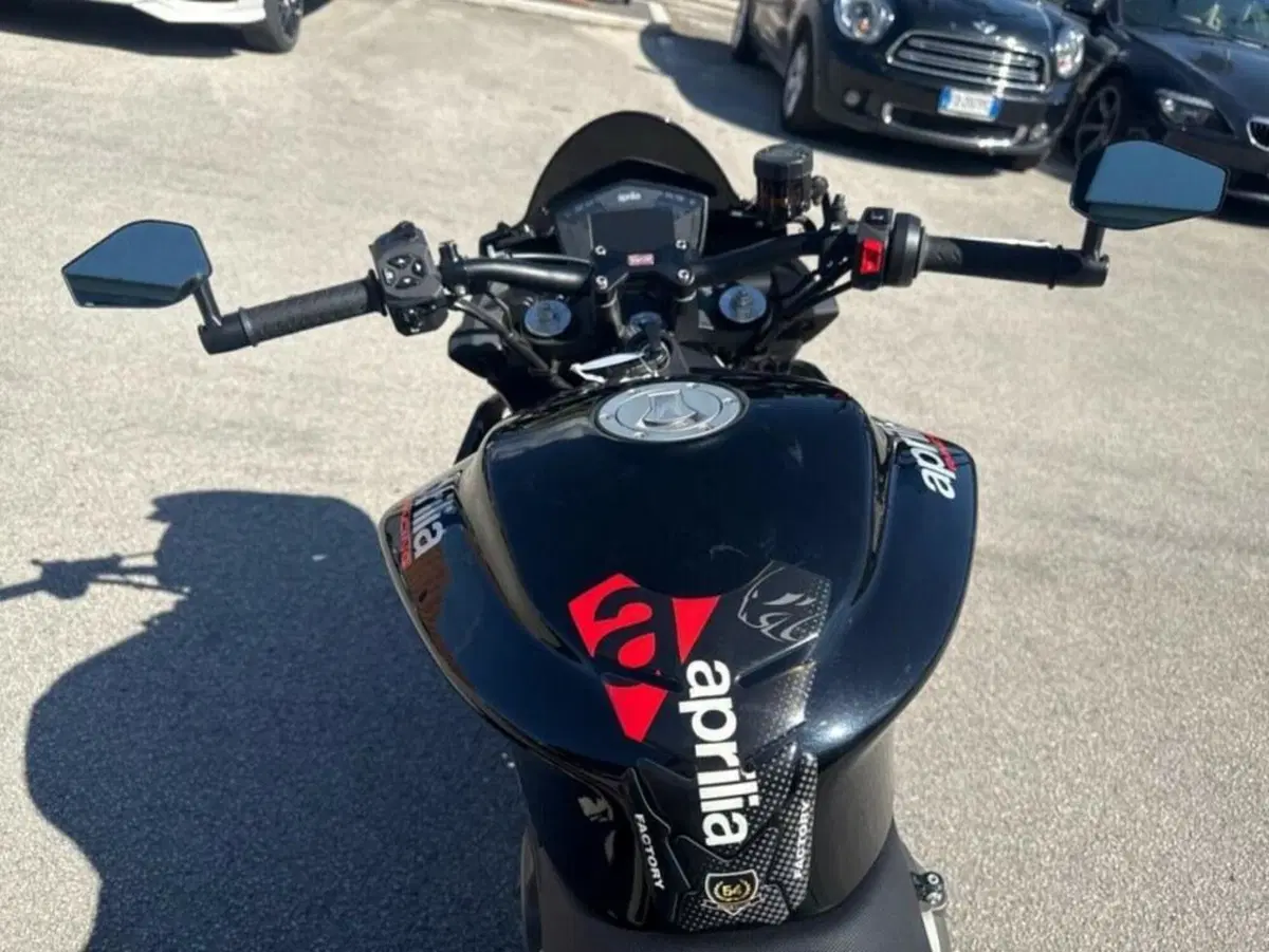 Aprilia Tuono 660 Factory (2022 - 24) (6)