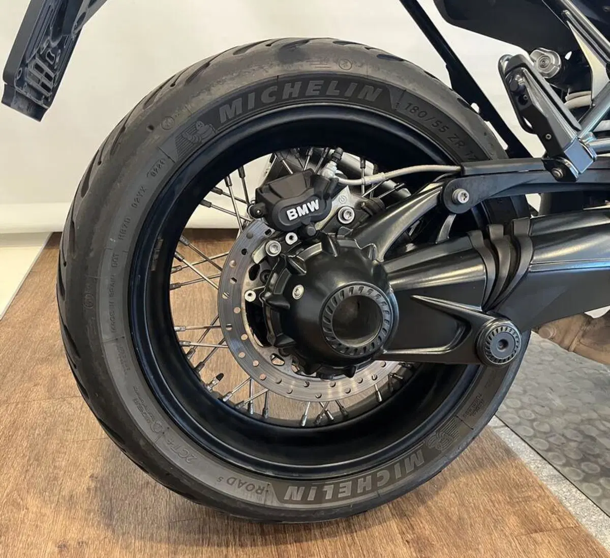 Bmw R nineT (2021 - 24) (2)