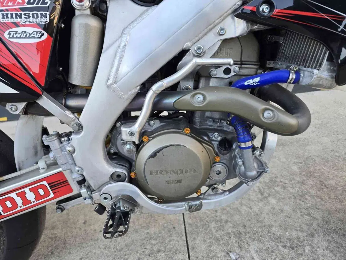 Honda CRF 450R (2005) (15)