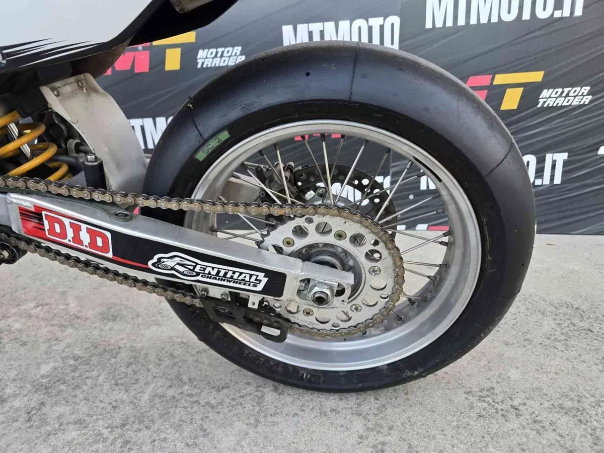 Honda CRF 450R (2005) (12)