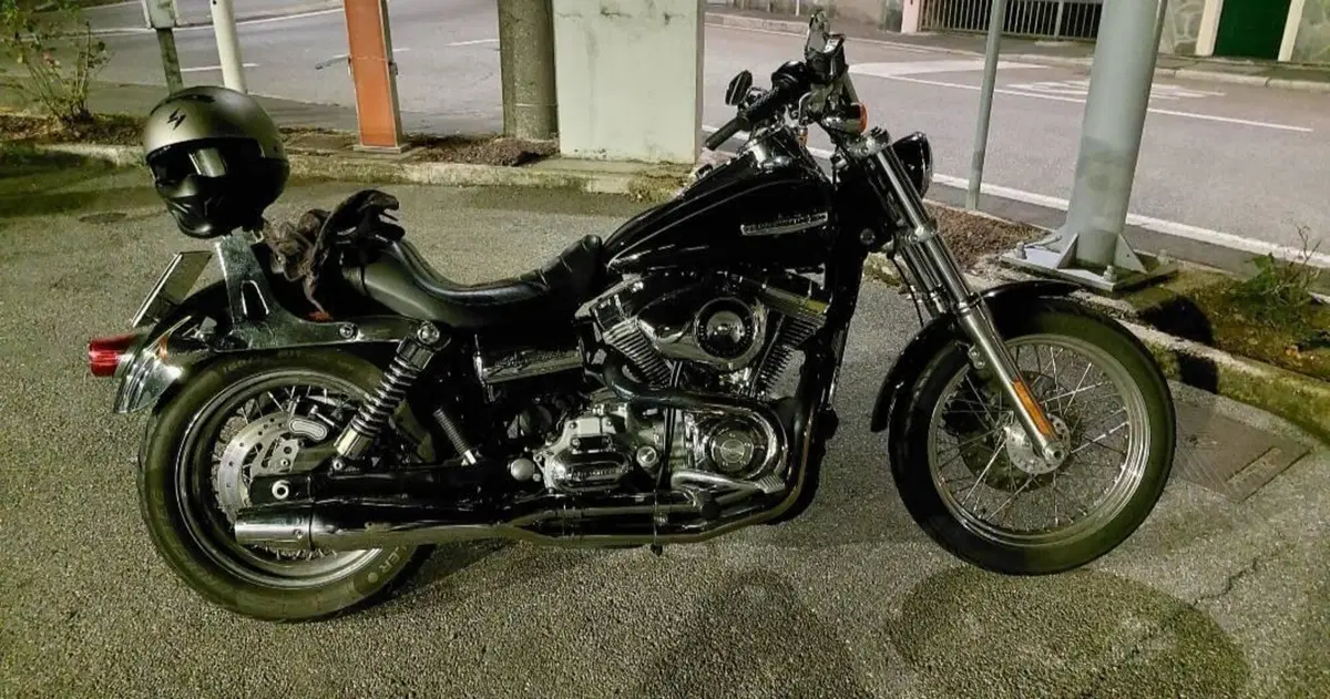 Harley-Davidson 1584 Super Glide Custom (2008 - 13) - FXDC (5)