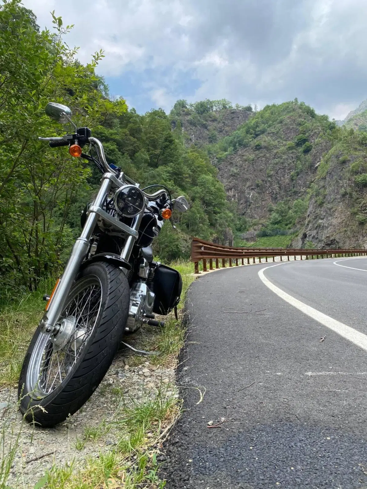 Harley-Davidson 1584 Super Glide Custom (2008 - 13) - FXDC (9)