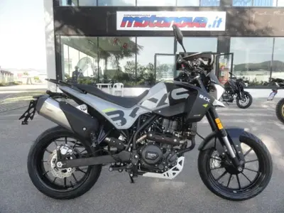 Benelli BKX 300 S (2026) nuova