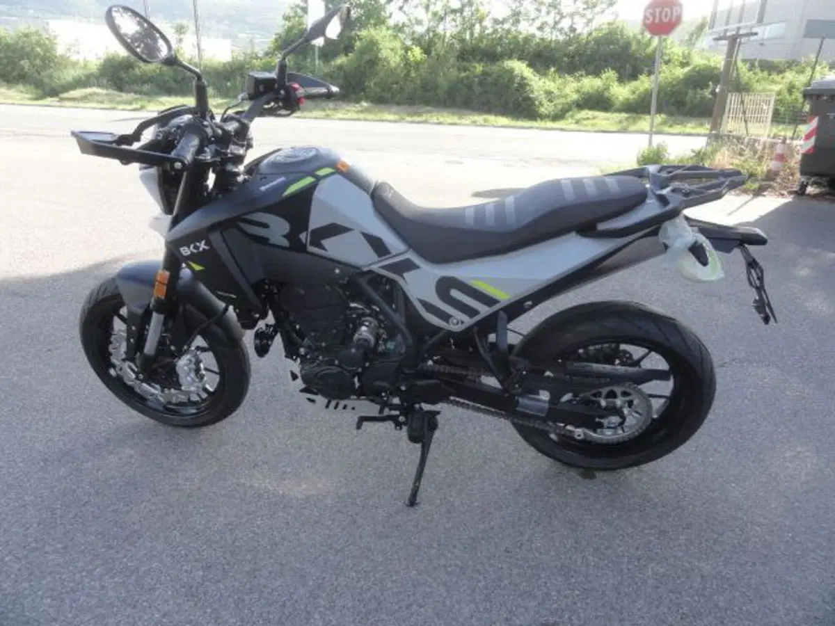 Benelli BKX 300 S (2026) (5)