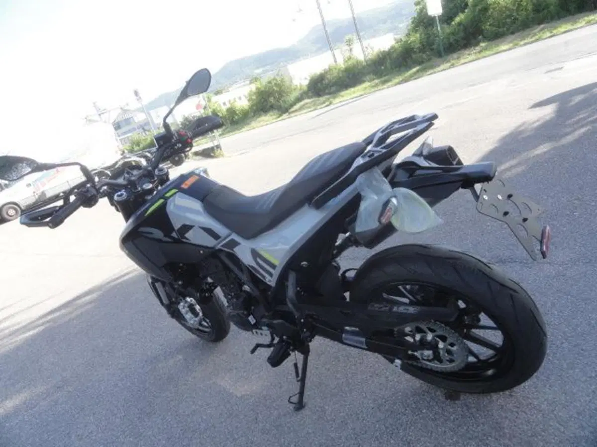 Benelli BKX 300 S (2026) (6)