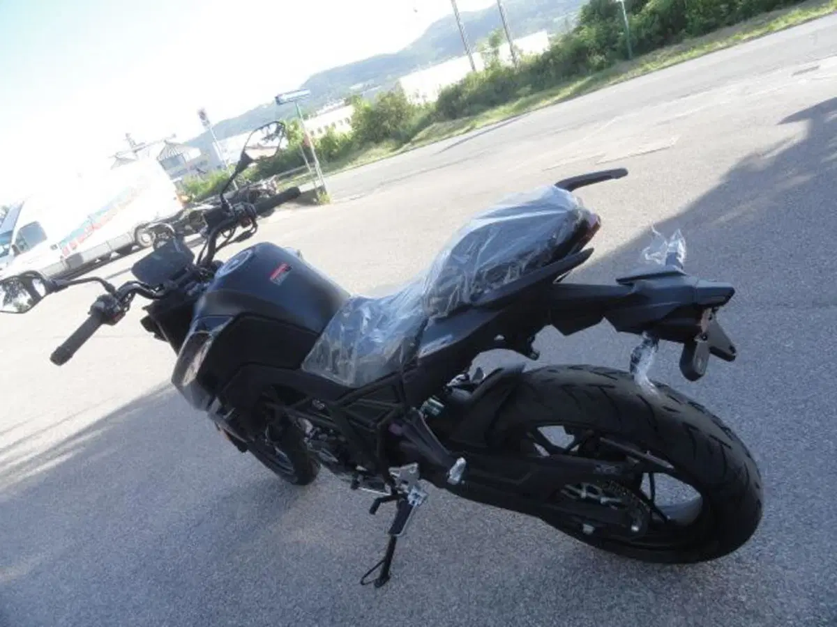 Voge Brivido 125S (2026) (6)