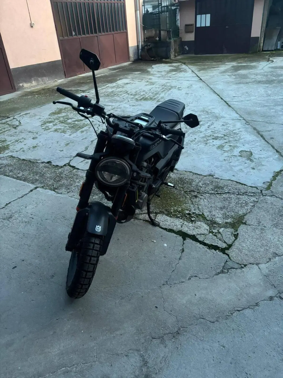 Husqvarna Svartpilen 125 (2024 - 26)