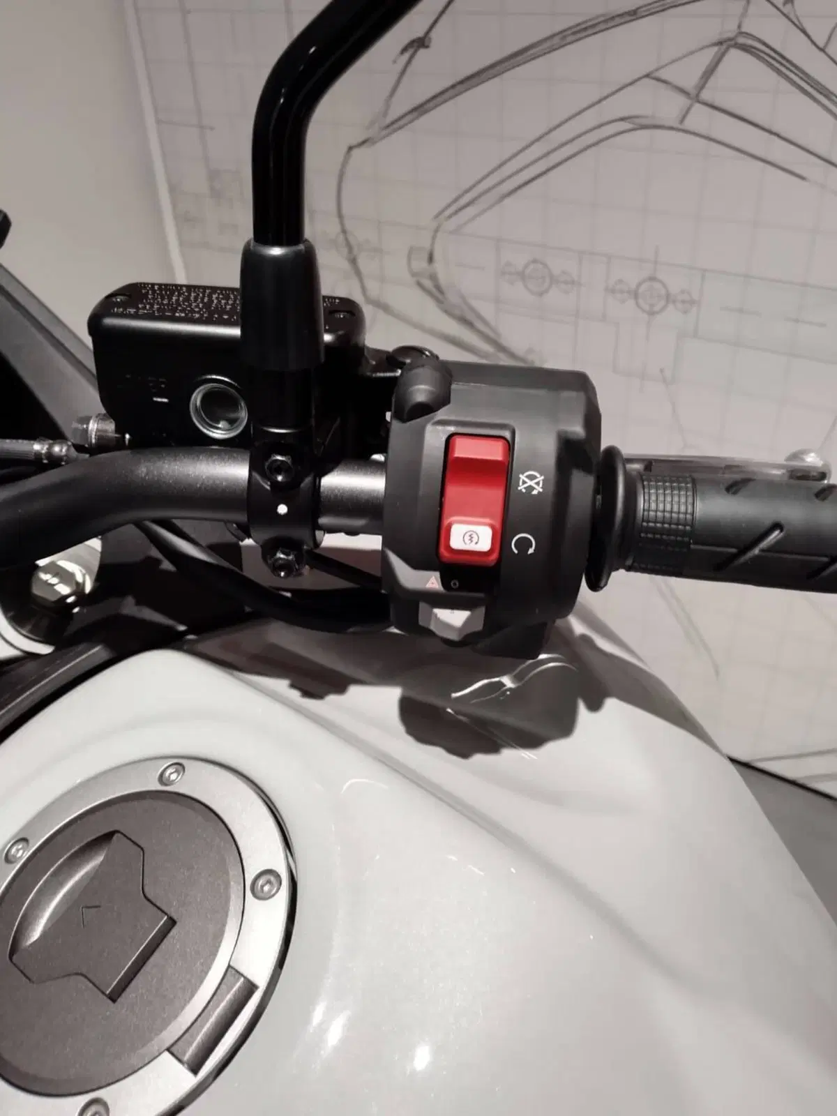 Honda Transalp XL750 (2026) (13)