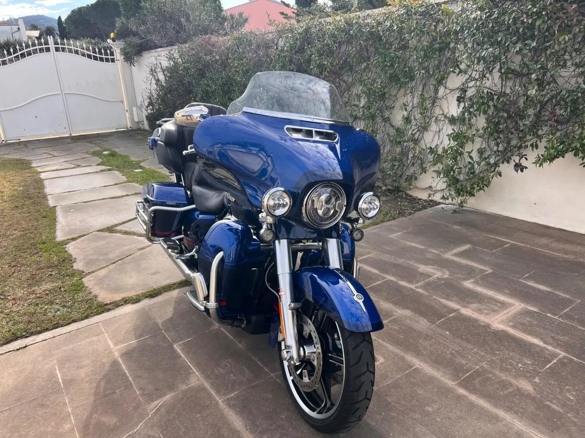 Harley-Davidson 117 Limited (2018 - 20) - FLHTKSE (2)
