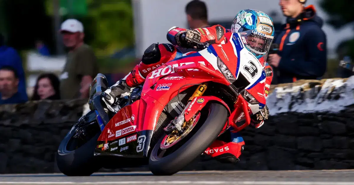 Tourist Trophy: Dean Harrison segna il giro pi&ugrave; veloce di sempre delle prime sessioni di qualifica