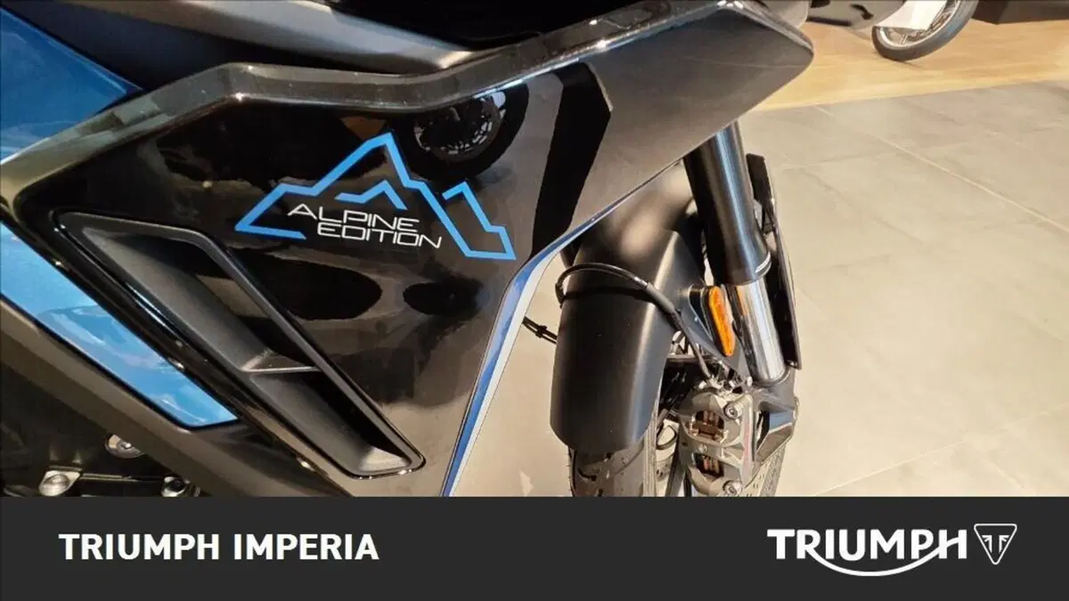 Triumph Tiger 900 Alpine Special Edition (2026) (2)