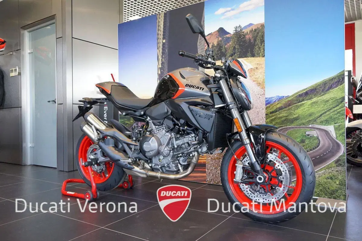 Ducati Monster 890 + (2026) (3)