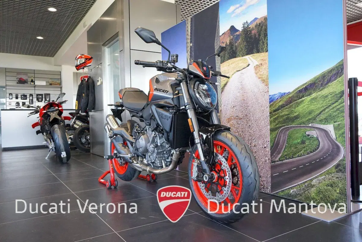 Ducati Monster 890 + (2026) (4)
