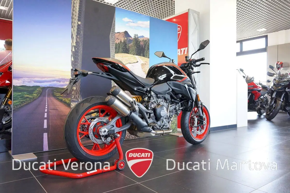 Ducati Monster 890 + (2026) (6)