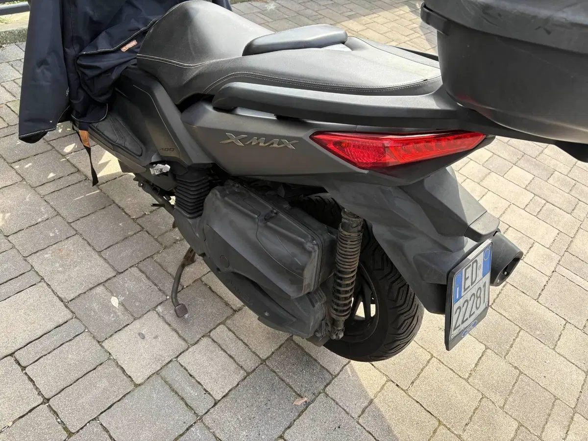 Yamaha X-Max 400 ABS (2013 - 16) (3)