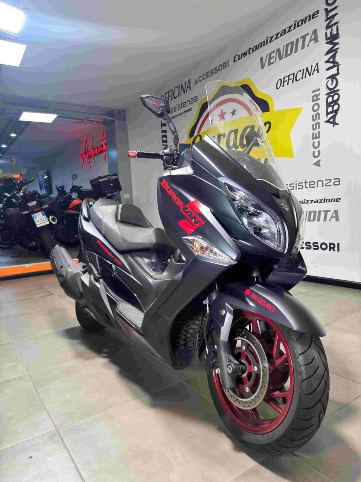 Suzuki Burgman AN 400 (2017 - 20) (2)