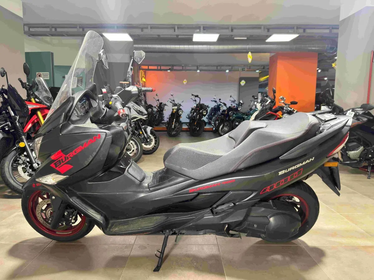Suzuki Burgman AN 400 (2017 - 20) (4)