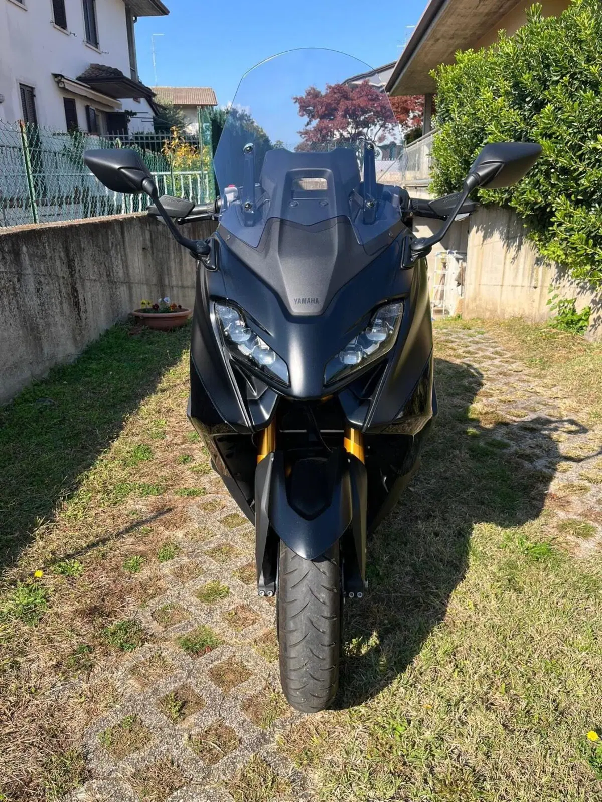 Yamaha T-Max 560 (2022 - 24)