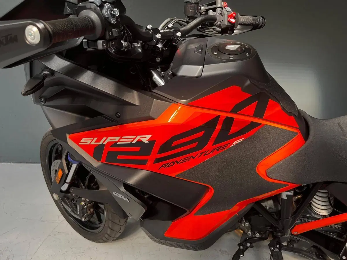 KTM 1290 Super Adventure S (2022 - 25) (4)