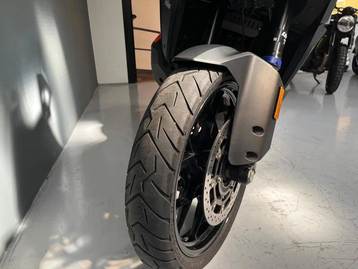 KTM 1290 Super Adventure S (2022 - 25) (14)