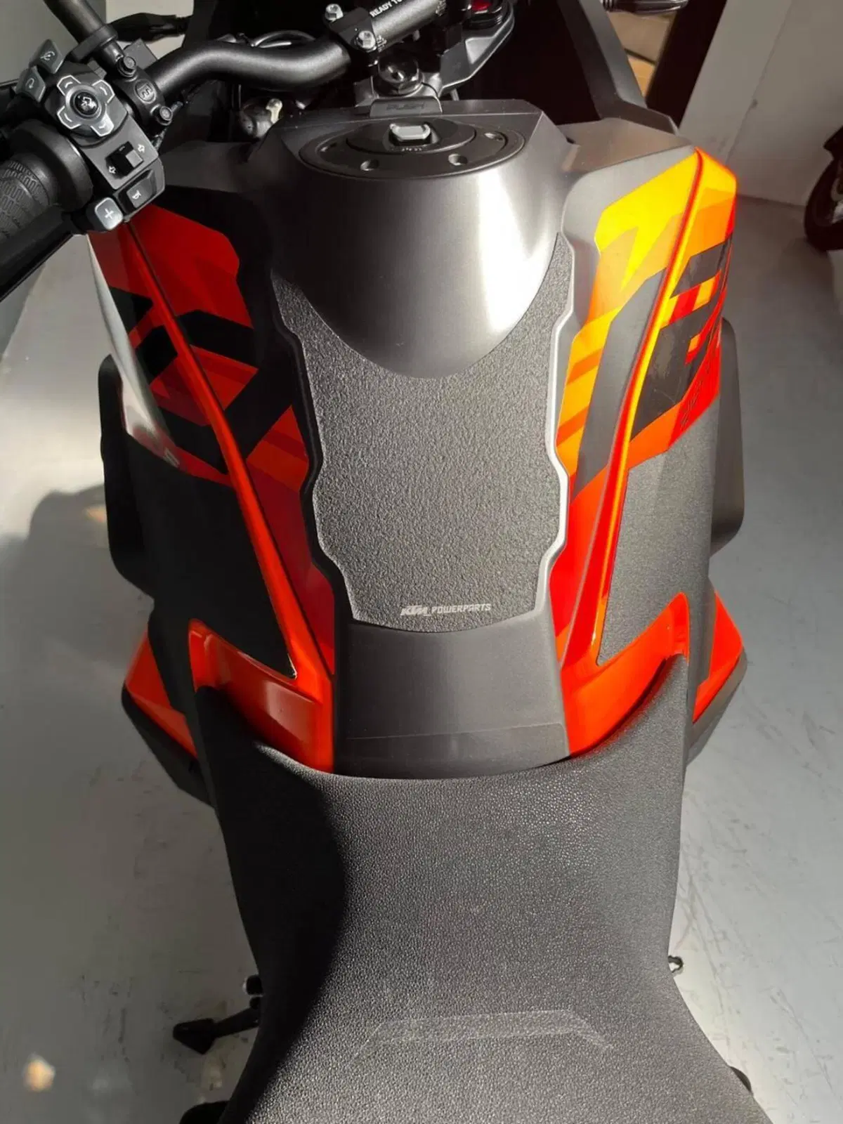 KTM 1290 Super Adventure S (2022 - 25) (8)