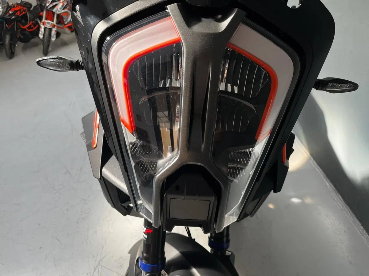 KTM 1290 Super Adventure S (2022 - 25) (11)