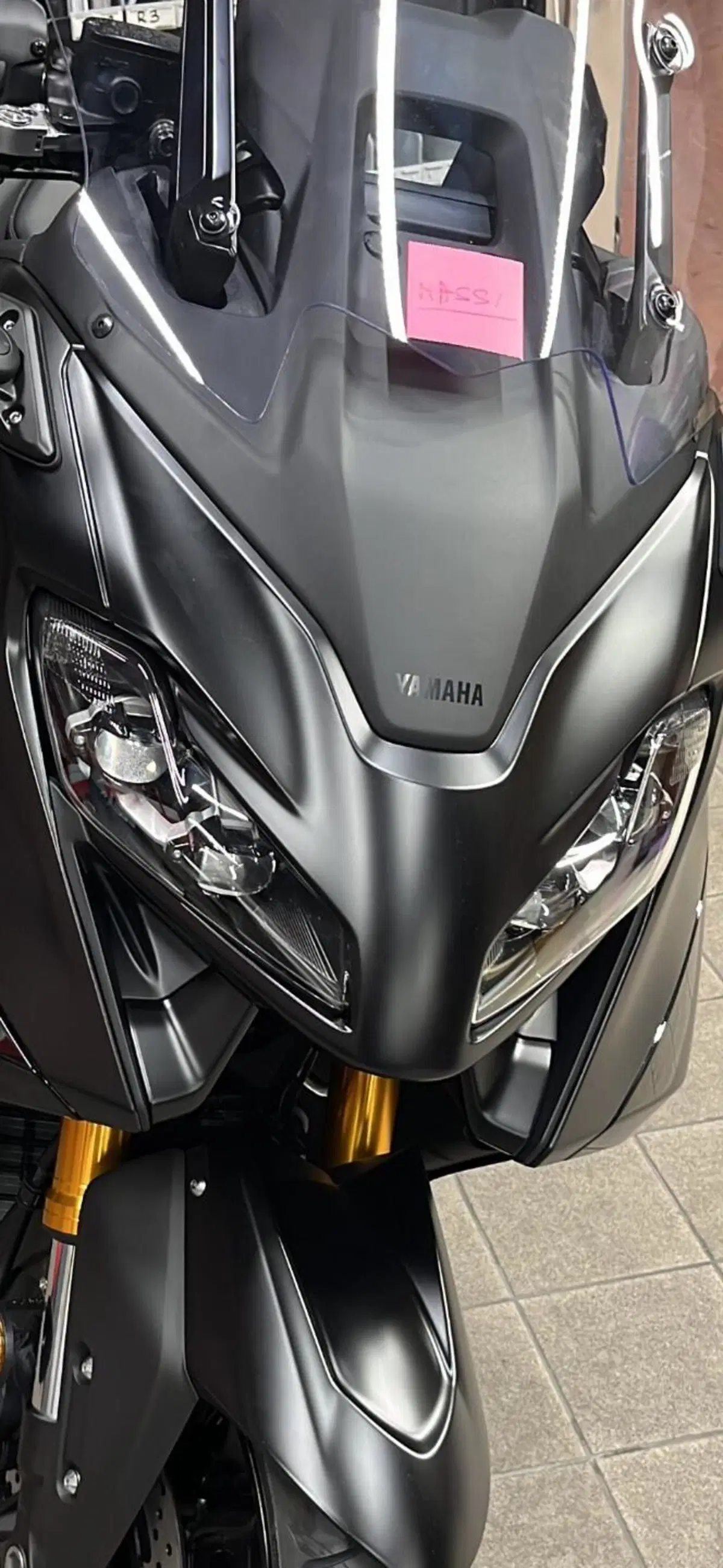 Yamaha T-Max 560 (2022 - 24) (9)