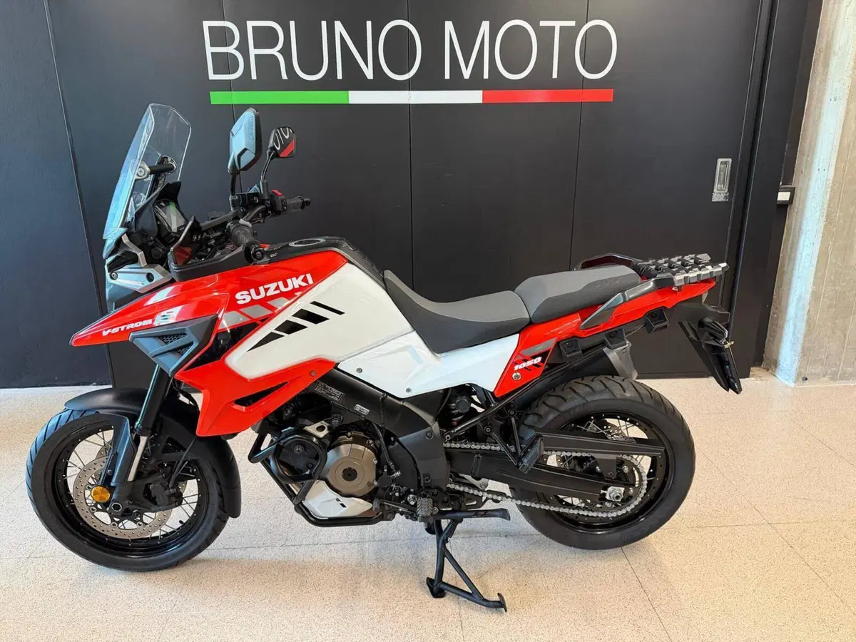 Suzuki V-Strom 1050 (2020 - 21) (2)