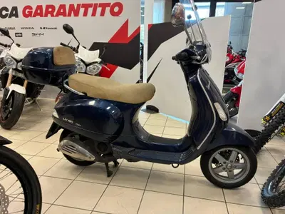 Vespa LX 150 (2005 - 11) usata