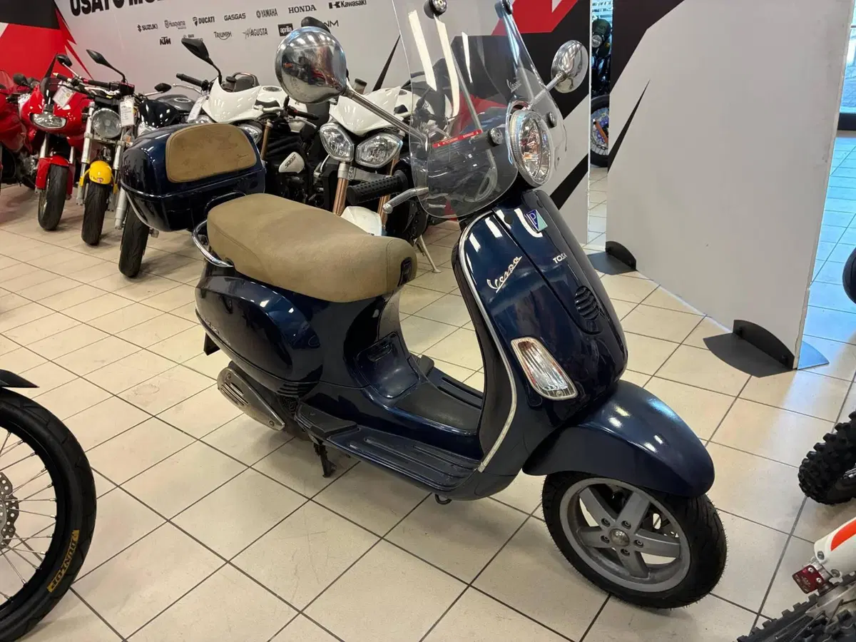 Vespa LX 150 (2005 - 11) (2)