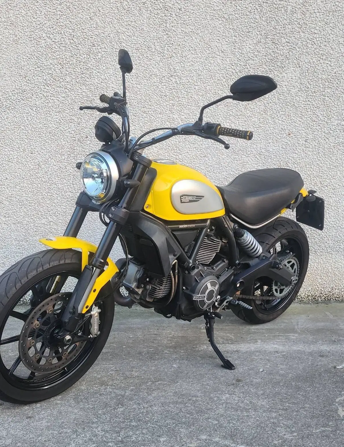 Ducati Scrambler 800 Icon (2015 - 16) (2)