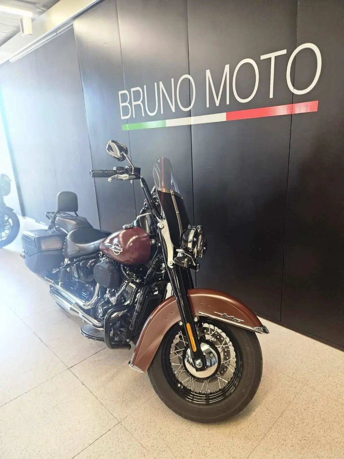 Harley-Davidson 114 Heritage Classic (2018 - 20) - FLHCS (5)