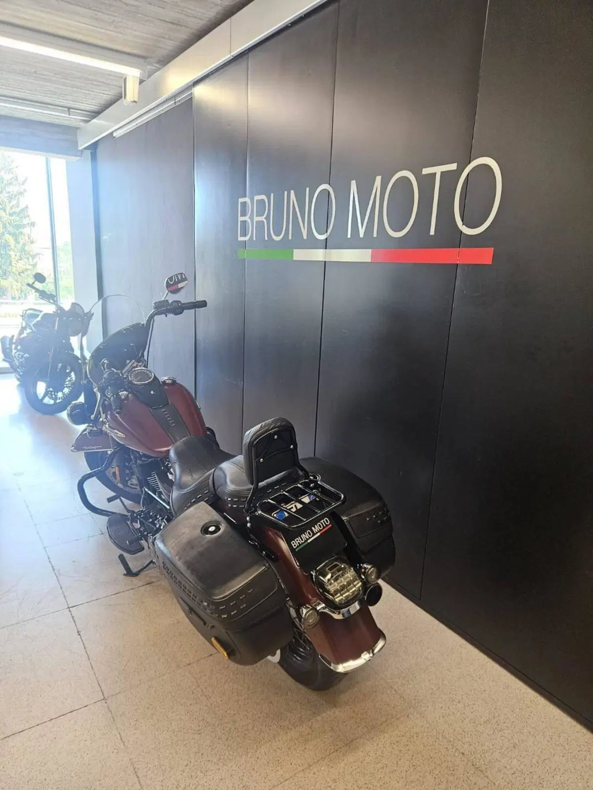 Harley-Davidson 114 Heritage Classic (2018 - 20) - FLHCS (6)