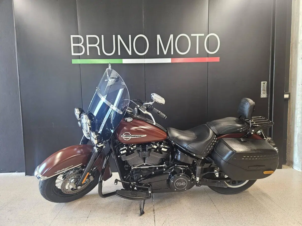 Harley-Davidson 114 Heritage Classic (2018 - 20) - FLHCS (7)
