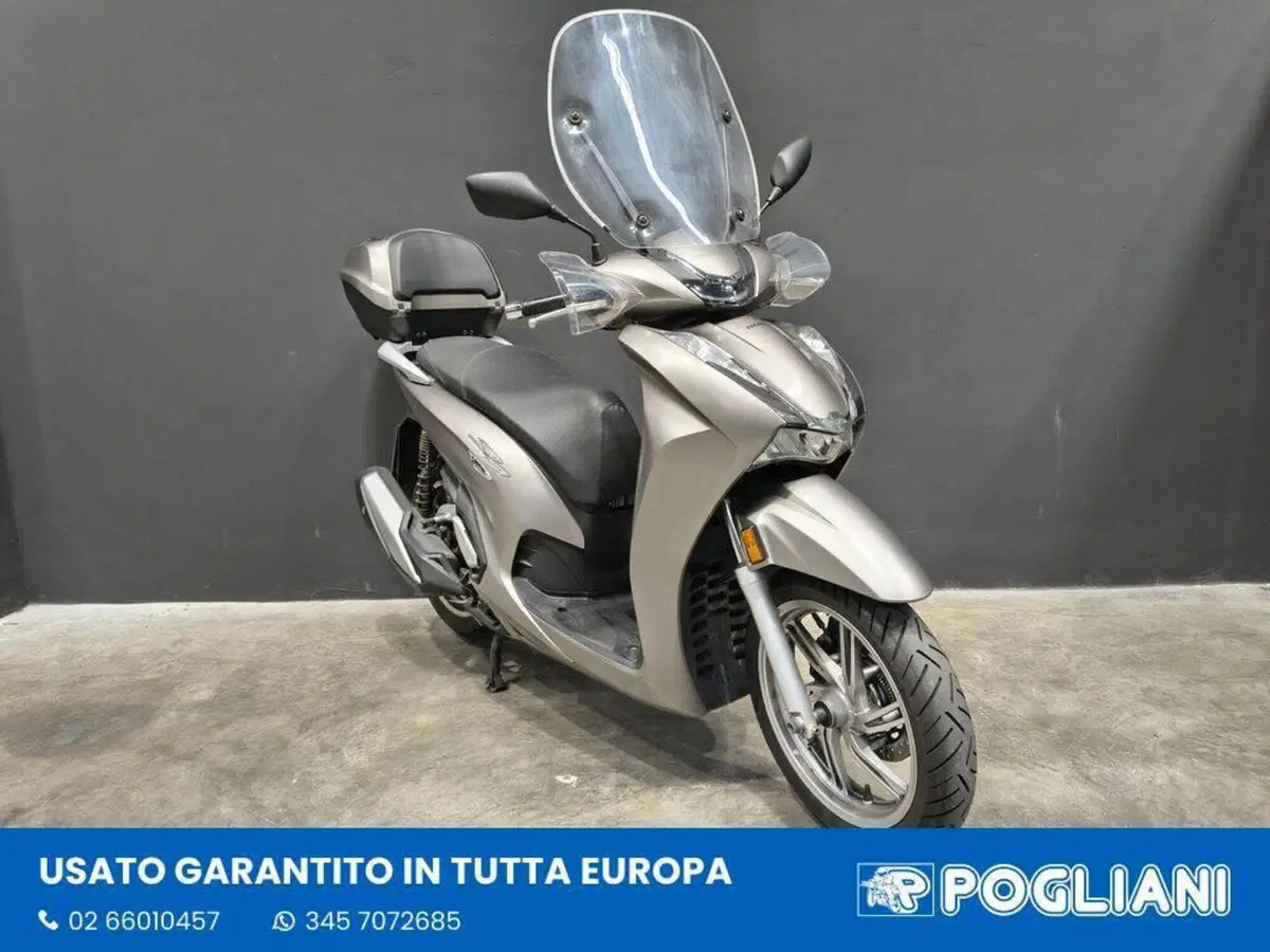 Honda SH 350 (2021 - 24) (2)