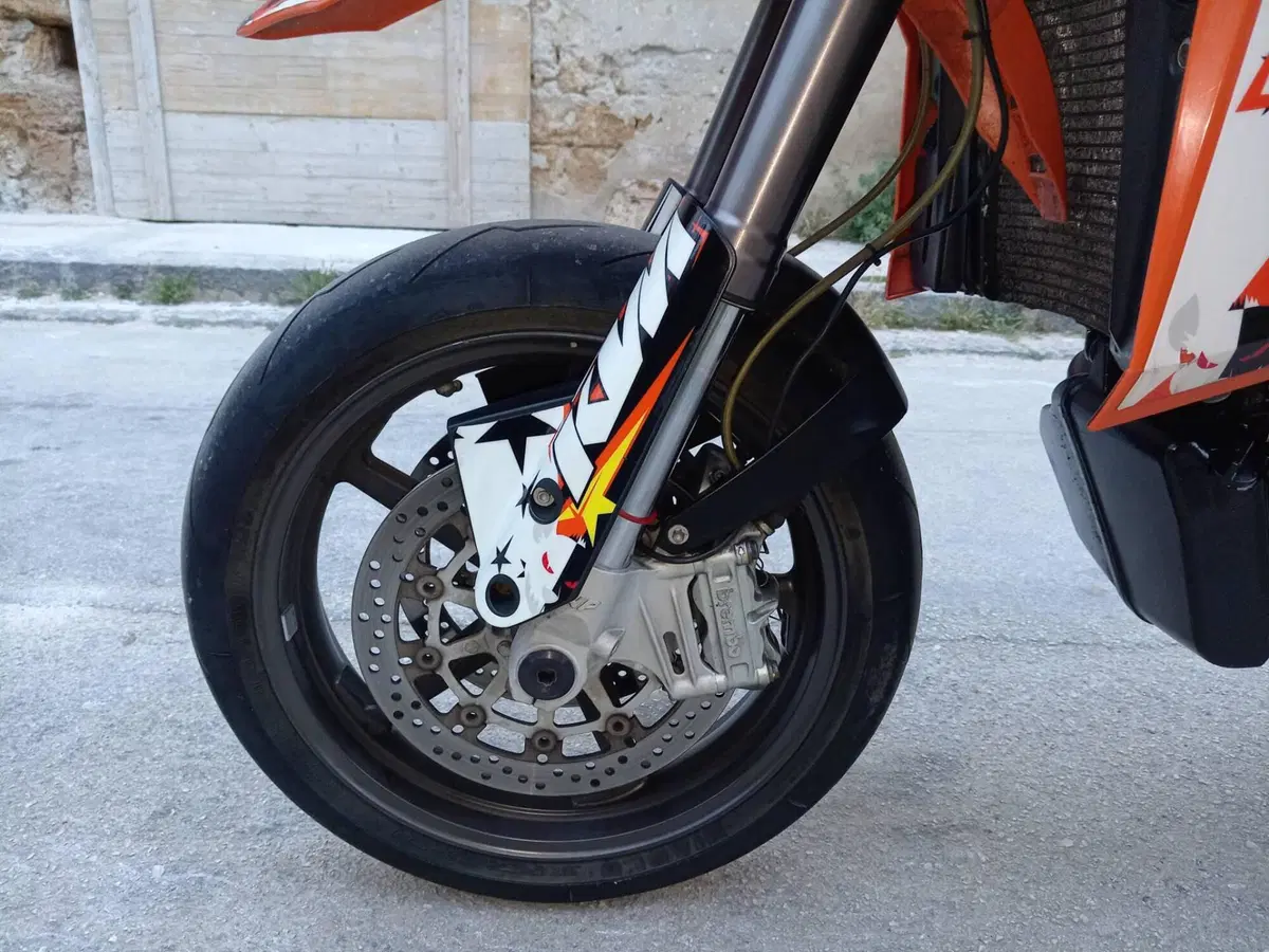 KTM 950 Supermoto (2006 - 08) (4)